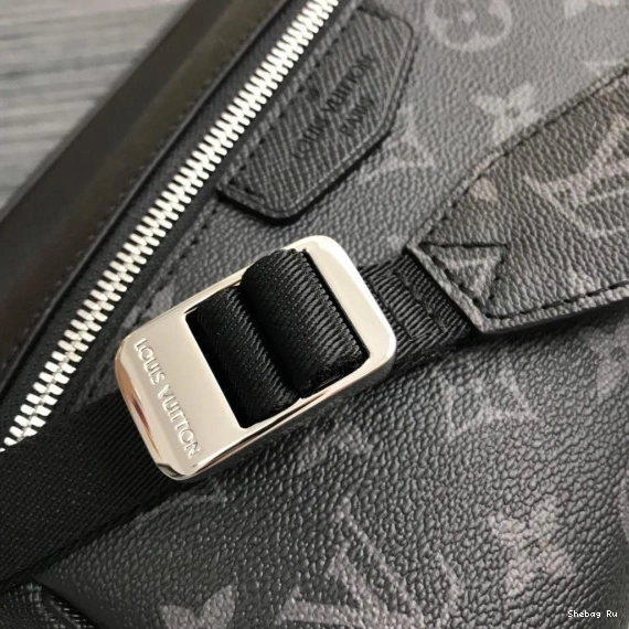 LOUIS MESSENGER VUITTON OUTDOOR 0811